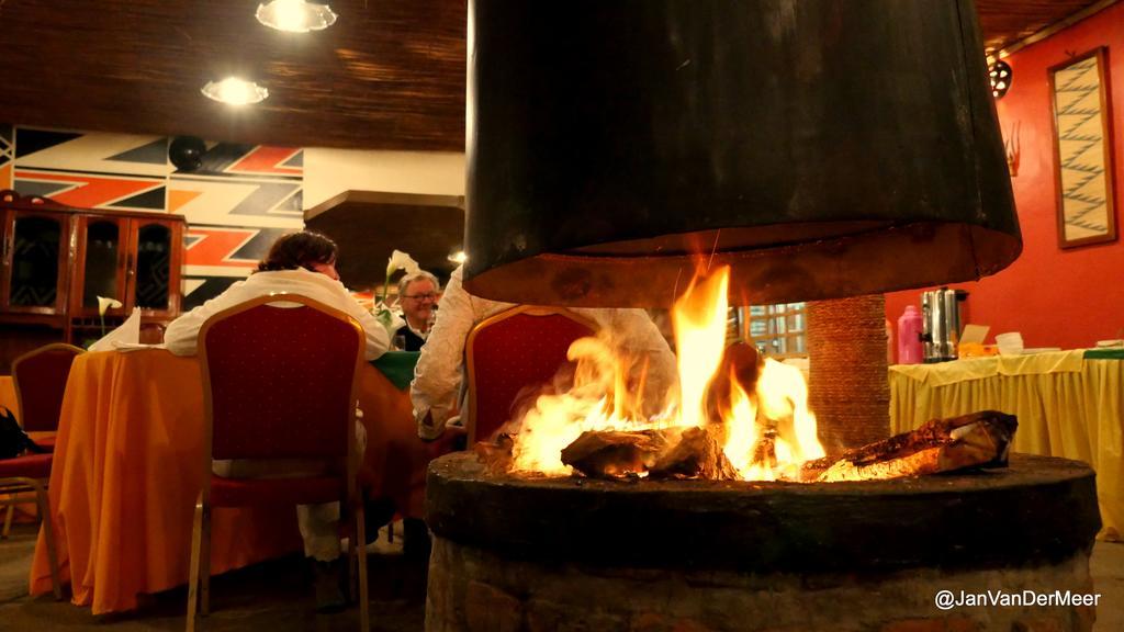 Le Bambou Gorilla Lodge Kinigi Екстер'єр фото